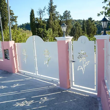 Vicky Corfu Holiday home *